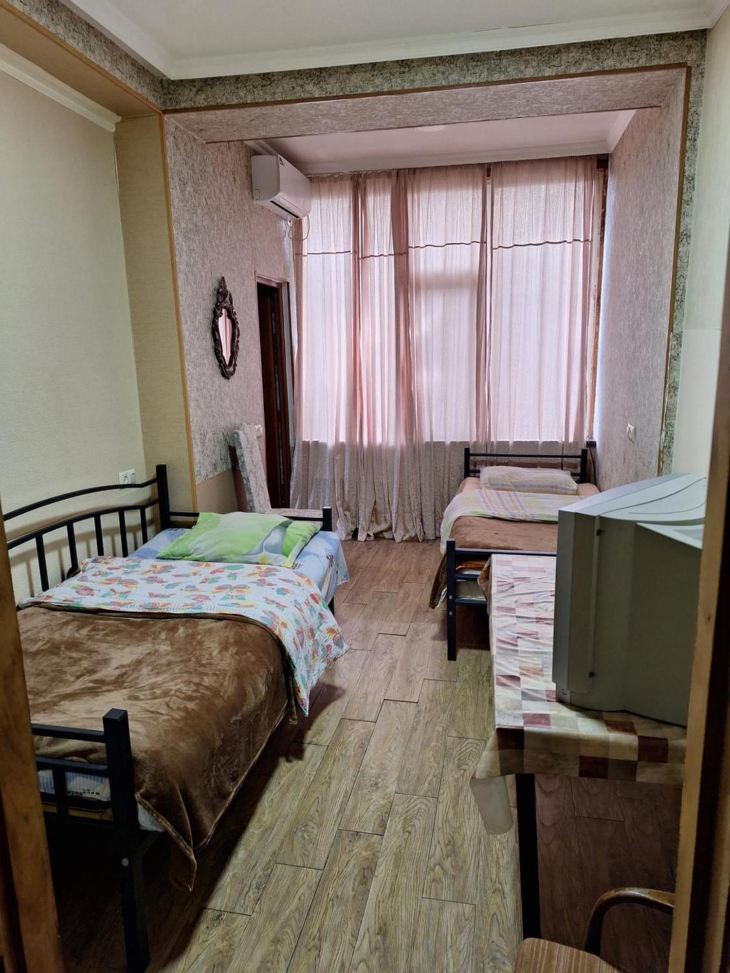 Guest House 15A Kutaisi Eksteriør bilde