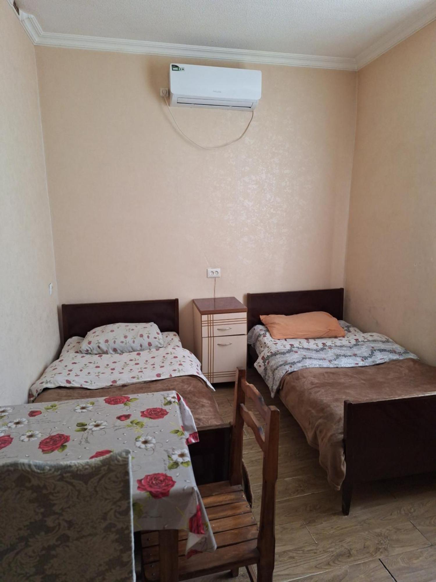 Guest House 15A Kutaisi Eksteriør bilde