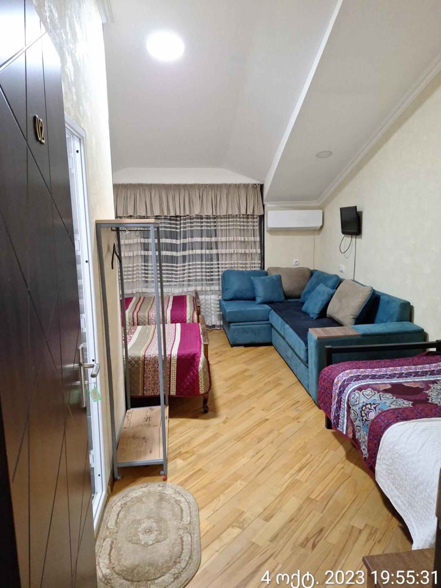 Guest House 15A Kutaisi Eksteriør bilde
