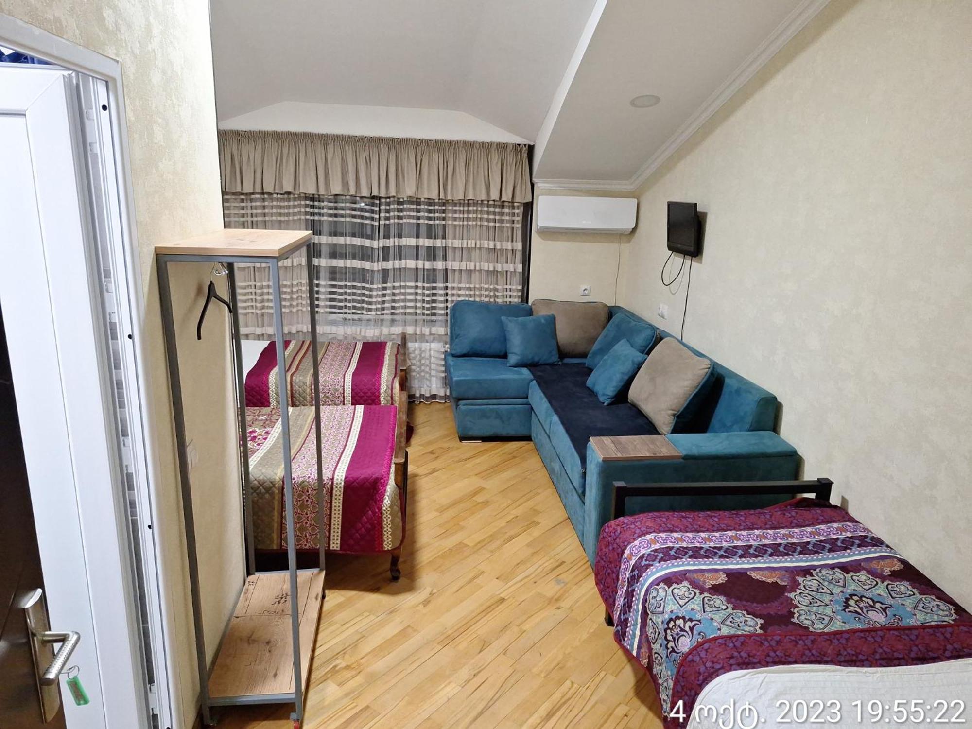 Guest House 15A Kutaisi Eksteriør bilde