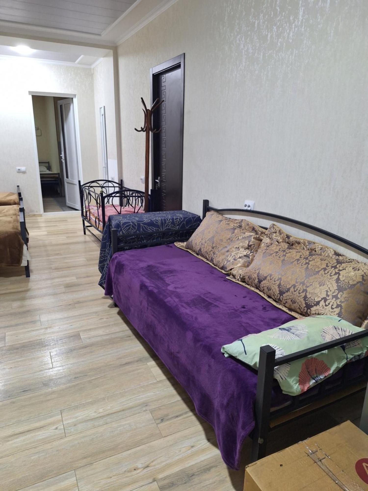 Guest House 15A Kutaisi Eksteriør bilde
